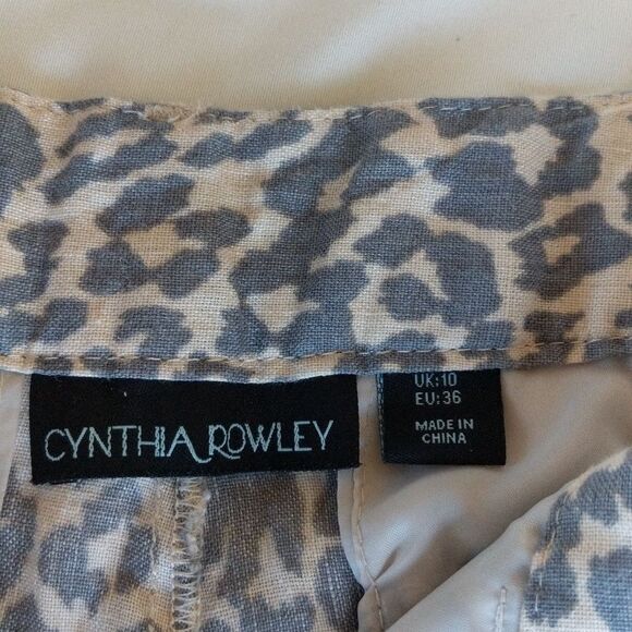 Cynthia Rowley Linen Leopard Shorts - Picture 3 of 13